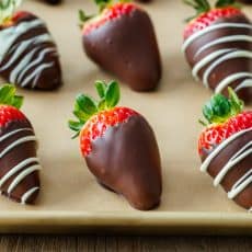 Chocolate Covered Strawberries for Valentines Day