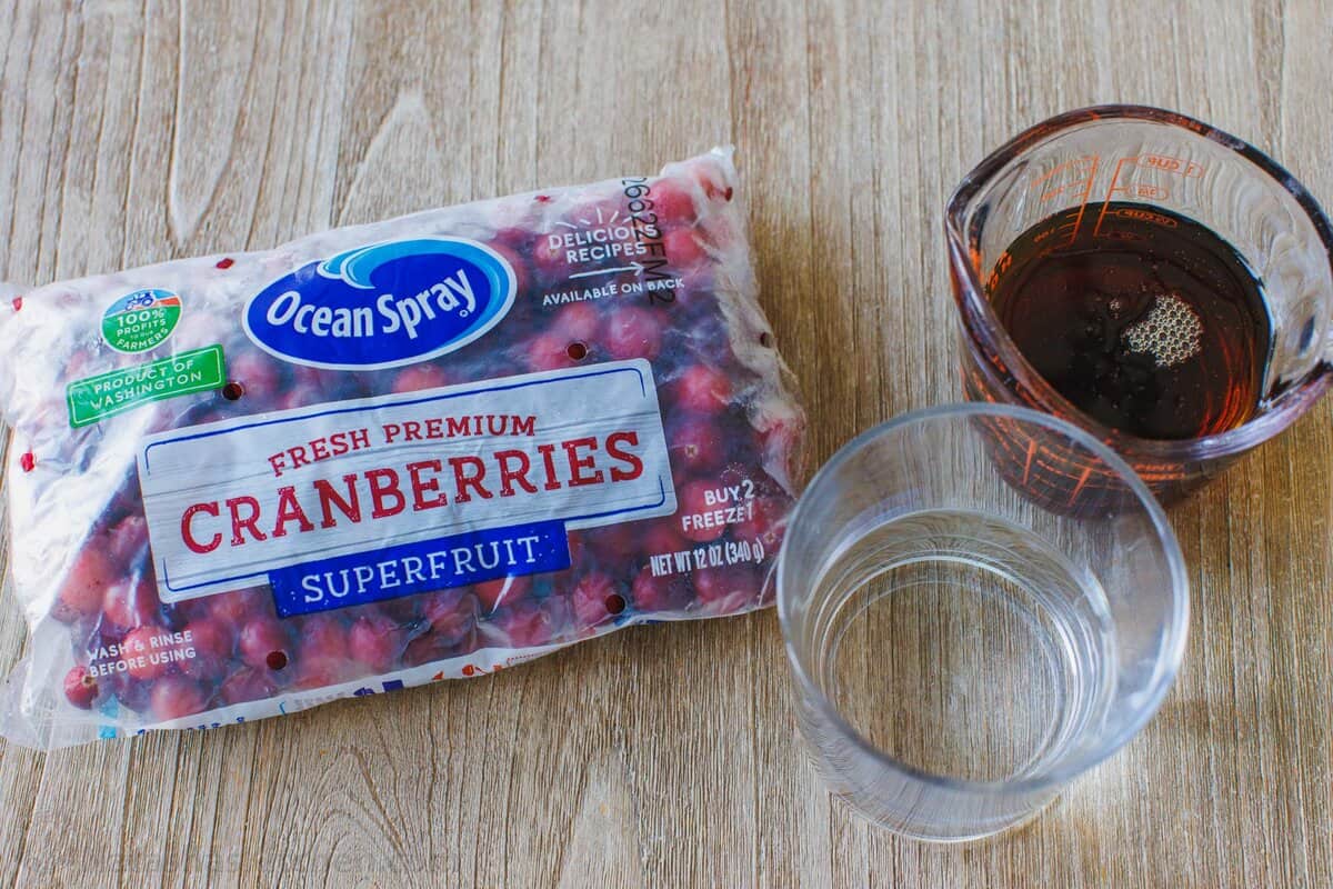 The ingredients for homemade cranberry sauce.