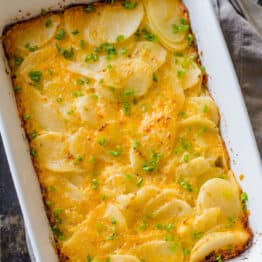 Easy Scalloped Potatoes in Casserole Dish