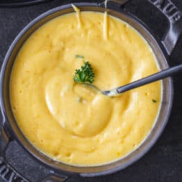 hollandaise sauce in serving dish